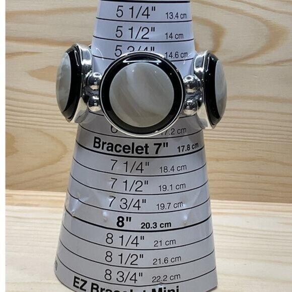 Silver & Black Oval Beaded Bracelet With White Accents - Picture 5 of 6